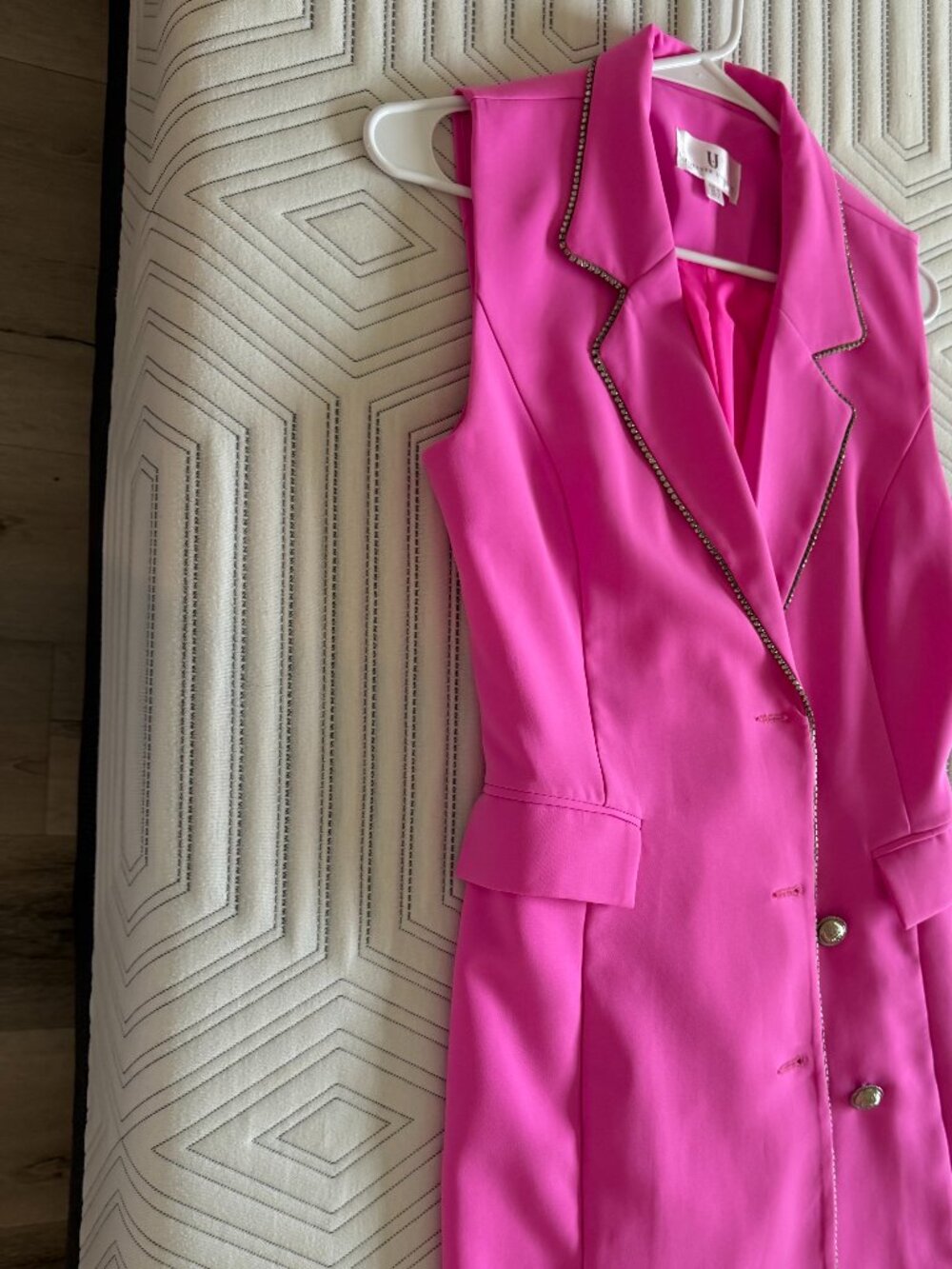 Forever Unique pink blazer-style dress with sequins, size 6 US.